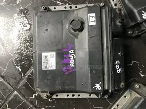 Brain Box for Toyota Rav4 4plug 2006-7 Ecu