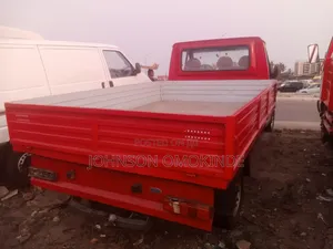 Ford Transit 1999 Red