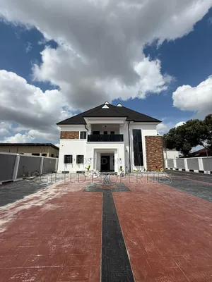 Furnished 6bdrm Duplex in Eliozu, Port-Harcourt for sale