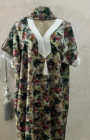 Classic Lady’S Abaya