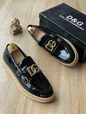 Glossy Leather Men's Footwear