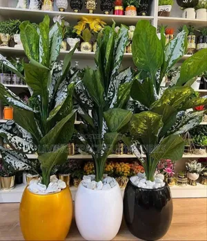 Luxury Flower Pot With Artificial Plant