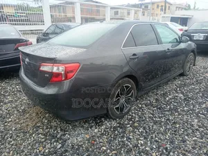 Toyota Camry SE Limited Edition 4dr Sedan (2.5L 4cyl 6A) 2012 Gray
