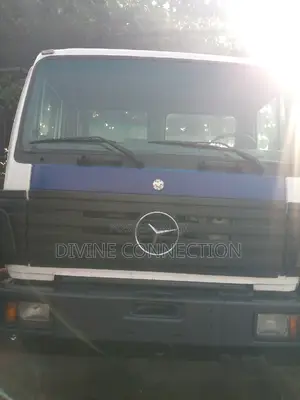 Benz Tipper