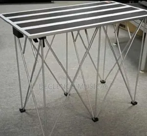 Complete Set Of Dj Stand 3leg And Table
