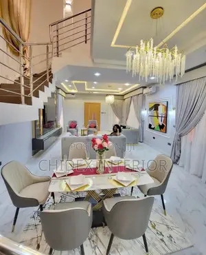 Classic Dining Table