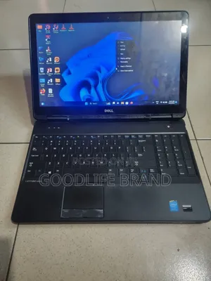 Laptop Dell Latitude 5400 4GB Intel Core I5 HDD 500GB
