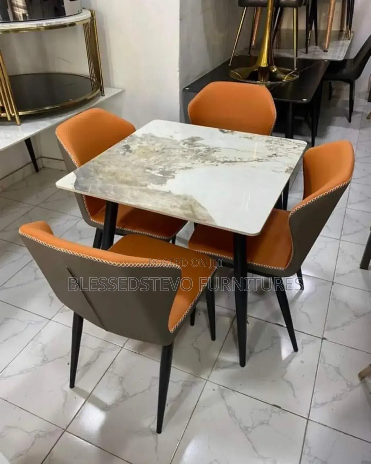 Dinining Table With 4 Chair