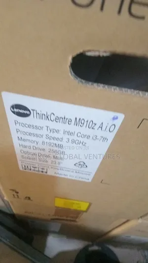 Desktop Computer Lenovo 8GB Intel Core I3 SSD 256GB