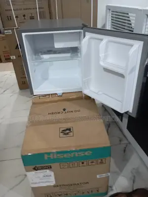 Hisense 45l Elegant Mini Refrigerator – Ref045dr