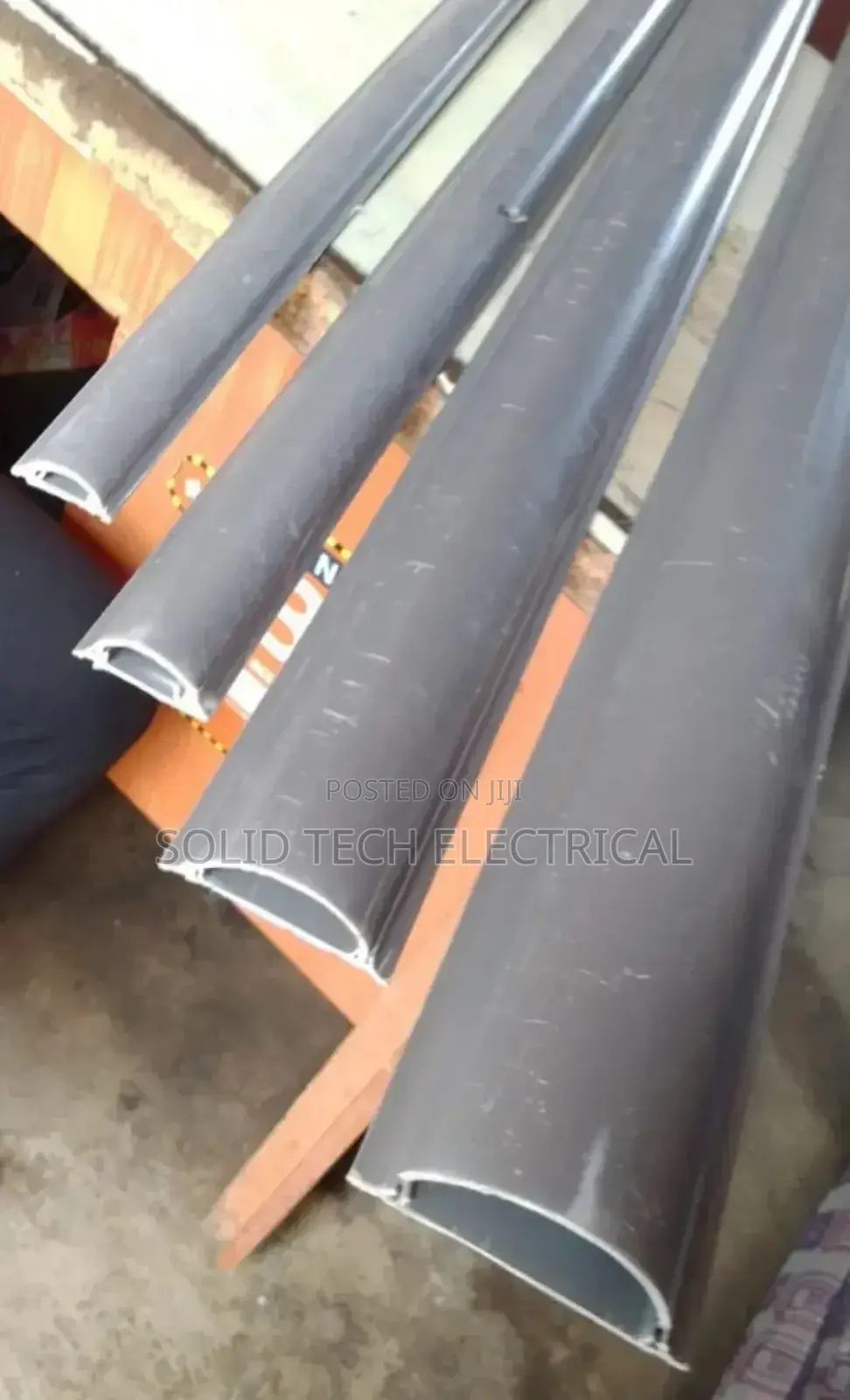 Floor Trunking