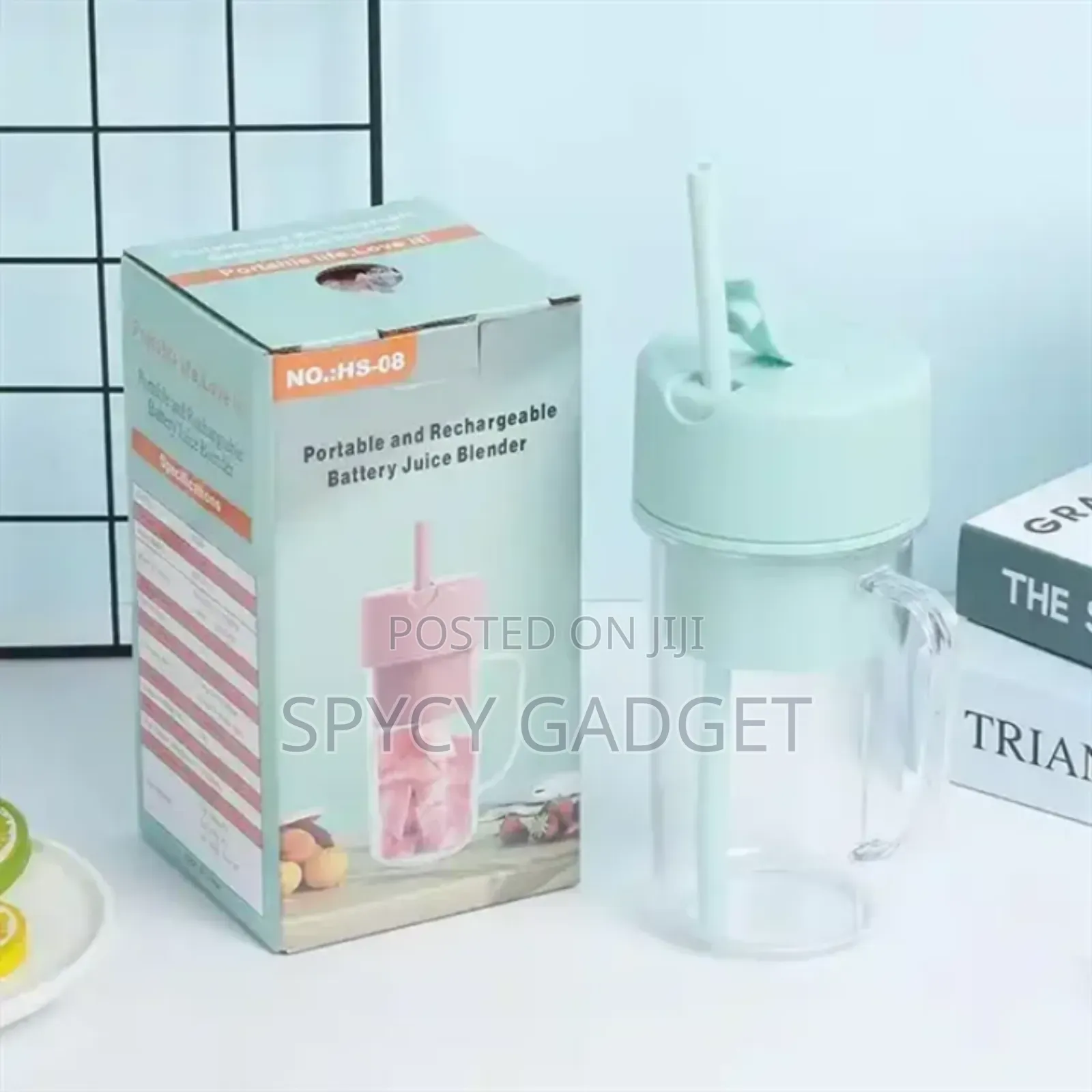 Mini Rechargeable Fruit Juicer Cup With Straw