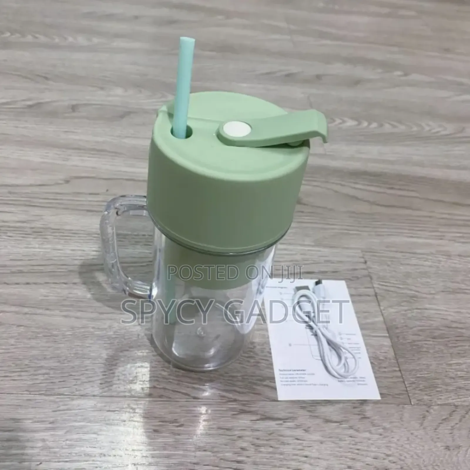 Mini Rechargeable Fruit Juicer Cup With Straw