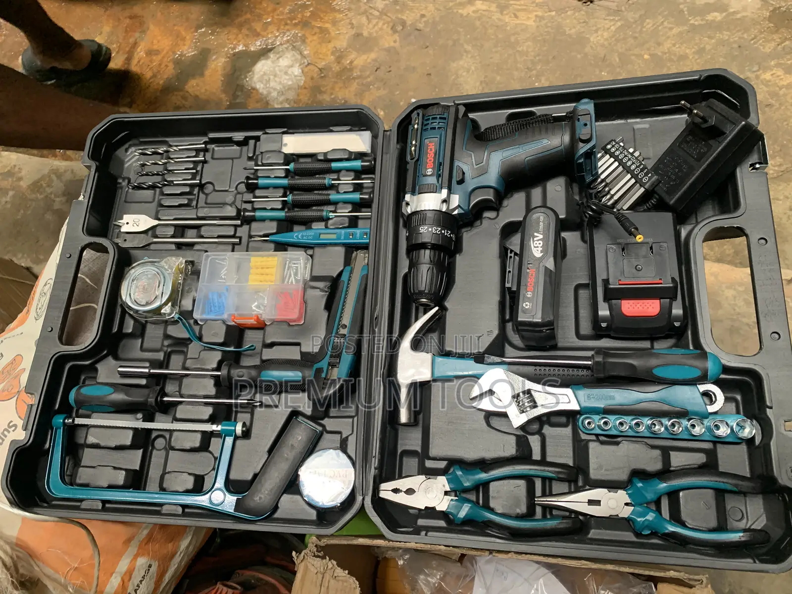 Bosch Tools Box Set Plus Battery Drill