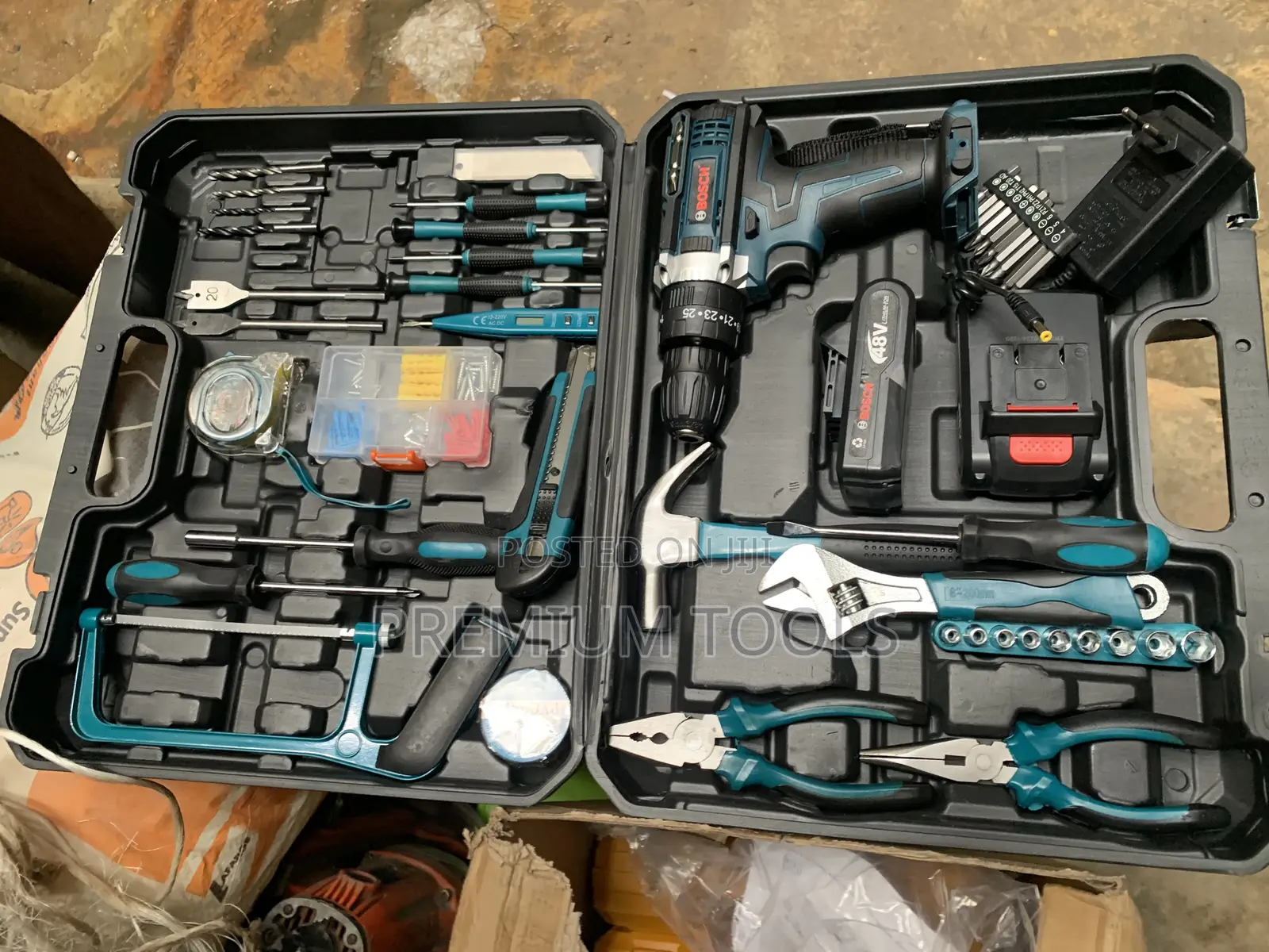Bosch Tools Box Set Plus Battery Drill