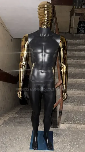 Spider Face Black And Gold Male Mannequin