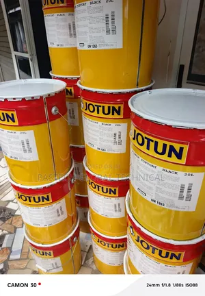 Jotun Pioneer Topcoat (Marine Paint)