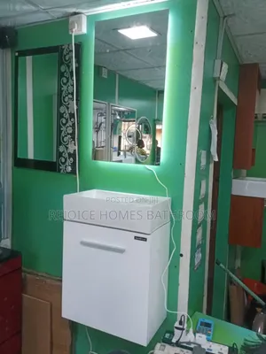 White Modern Wall-Mounted Bathroom Vanity With Led Mirror