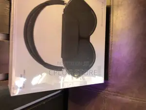 Apple Airpods Max Series(Brand New, Black Edition).