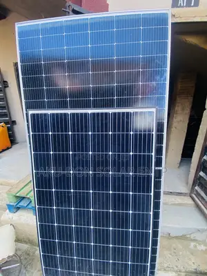 300watts 72cells Original Canadian Mono Solar Panels Black Frame