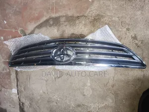 Front Grille Toyota Camry 2006