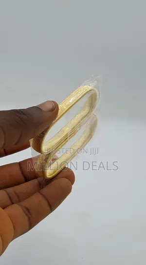 Stylish Elastic Unisex Shirt Hand Arm Band
