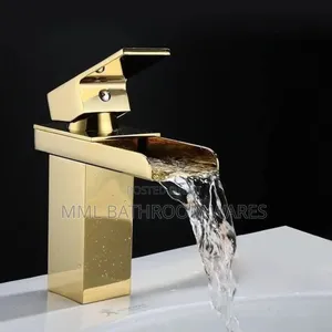 Luxury Gold Water Fall Basin Faucet
