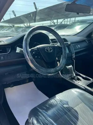Toyota Camry LE 4dr Sedan (2.5L 4cyl 6A) 2017 Black
