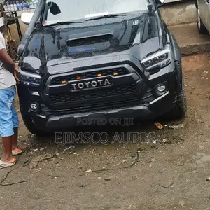 Complete Bumper and Accessories Tacuma 2020 Model