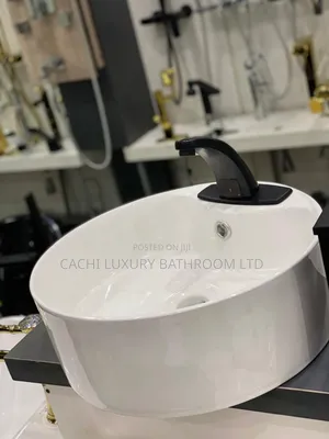 Countertop Basin With Sensor Tap