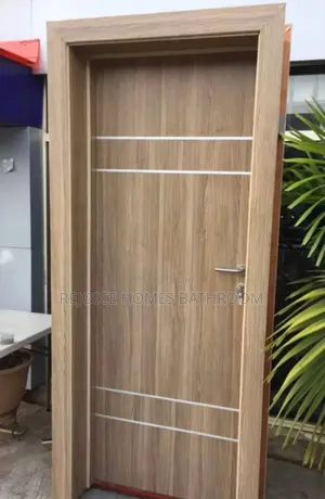 Wooden HDF Room Door With Horizontal Lines