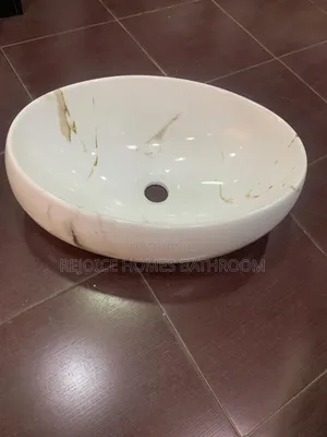 Round Ceramic Countertop Bathroom Basin With Marble Veining