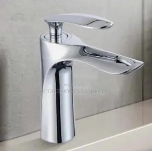 Chrome Modern Bathroom Basin Faucet Mixer Tap