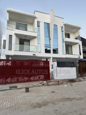 4bdrm Duplex in Lekki for sale