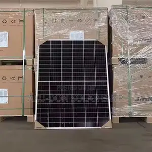 650 Watts 144cells Original Canadian Half-Cut Solar Panels