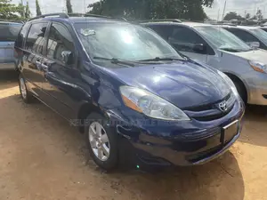 Toyota Sienna LE AWD 2006 Blue