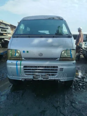Suzuki Every 2010