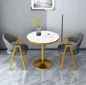 Family Seatout Chair and Table