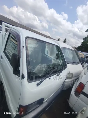 Daihatsu Hijet Truck 2000 White 