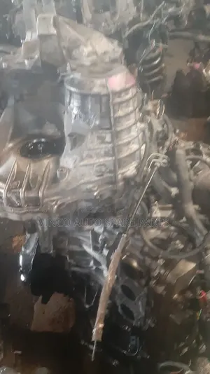 Toyota Sienna Japan Engine and Gearbox 13pin