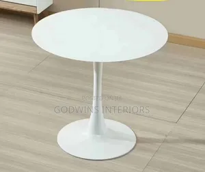 Round Pole Base Table