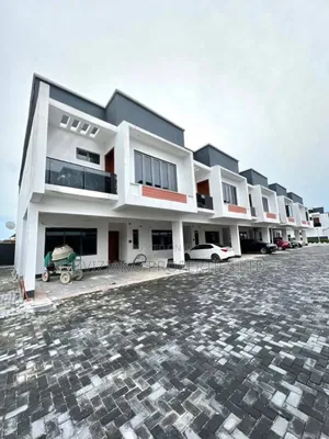 4bdrm Townhouse/Terrace in Ikate for sale