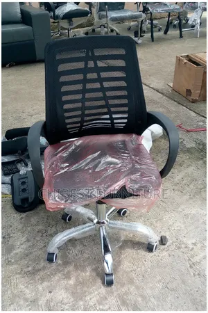Standard Mini Victory Swivel Chair for Office