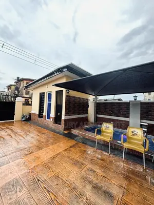 Shortlet on the Mainland 3 Beds Ipaja