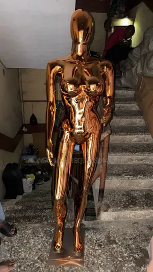 Size 12 Rose Gold Female Mannequin