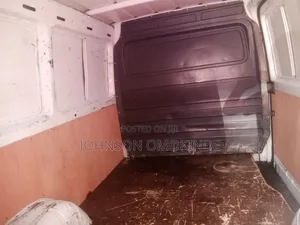 Volkswagen Transporter 2000 White