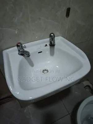 Twyford Wash Hand Basin