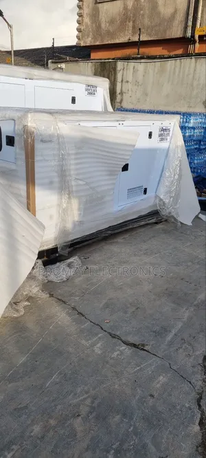 Perkins 100kva Soundproof Diesel Generator