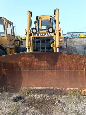 Foreign Used Caterpillar D6h Bulldozer