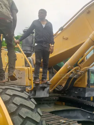 Computer Diagnosis of Excavators( Automobile Engr)